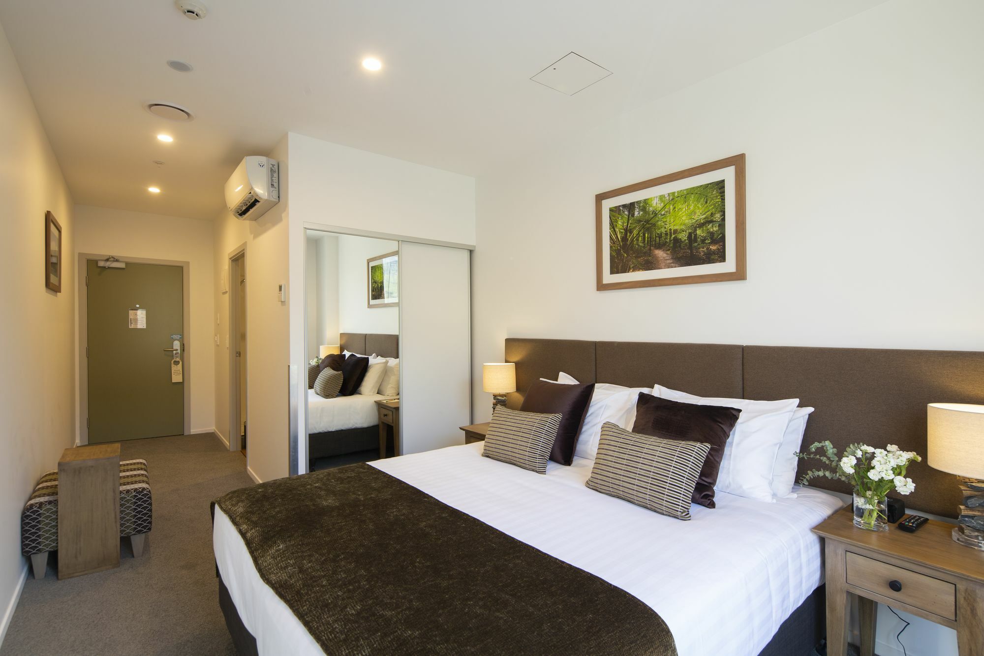 Wyndham Garden Remarkables Park Квинстаун Экстерьер фото